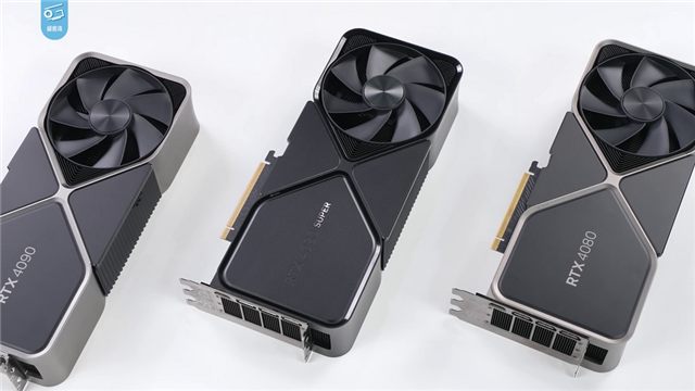 PNY GeForce RTX 4080 16 Go XLR8 Gaming VERTO