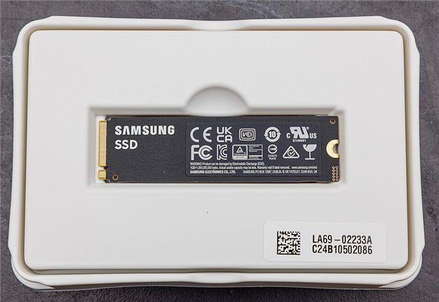 2 × Samsung 990 PRO 2 To (NVMe)